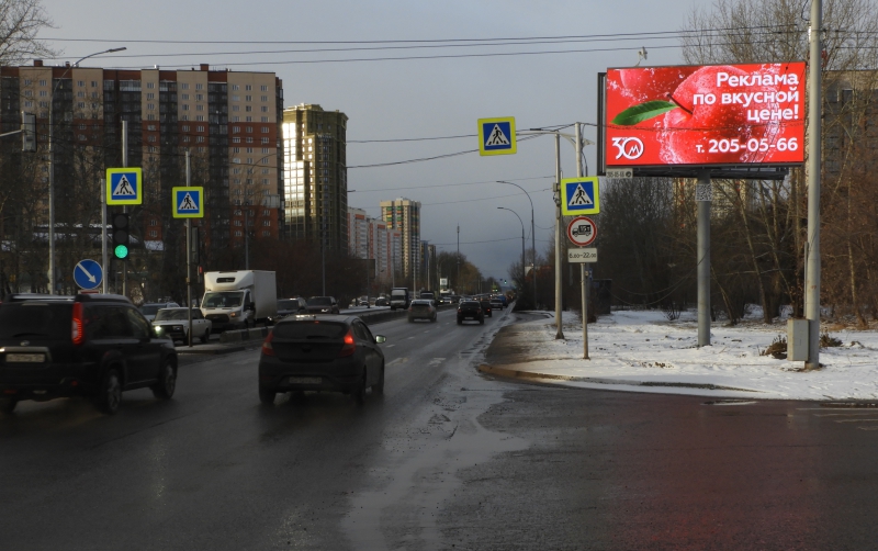 Установлен новый видеоэкран 6х3м. на ул. Караульная, 45